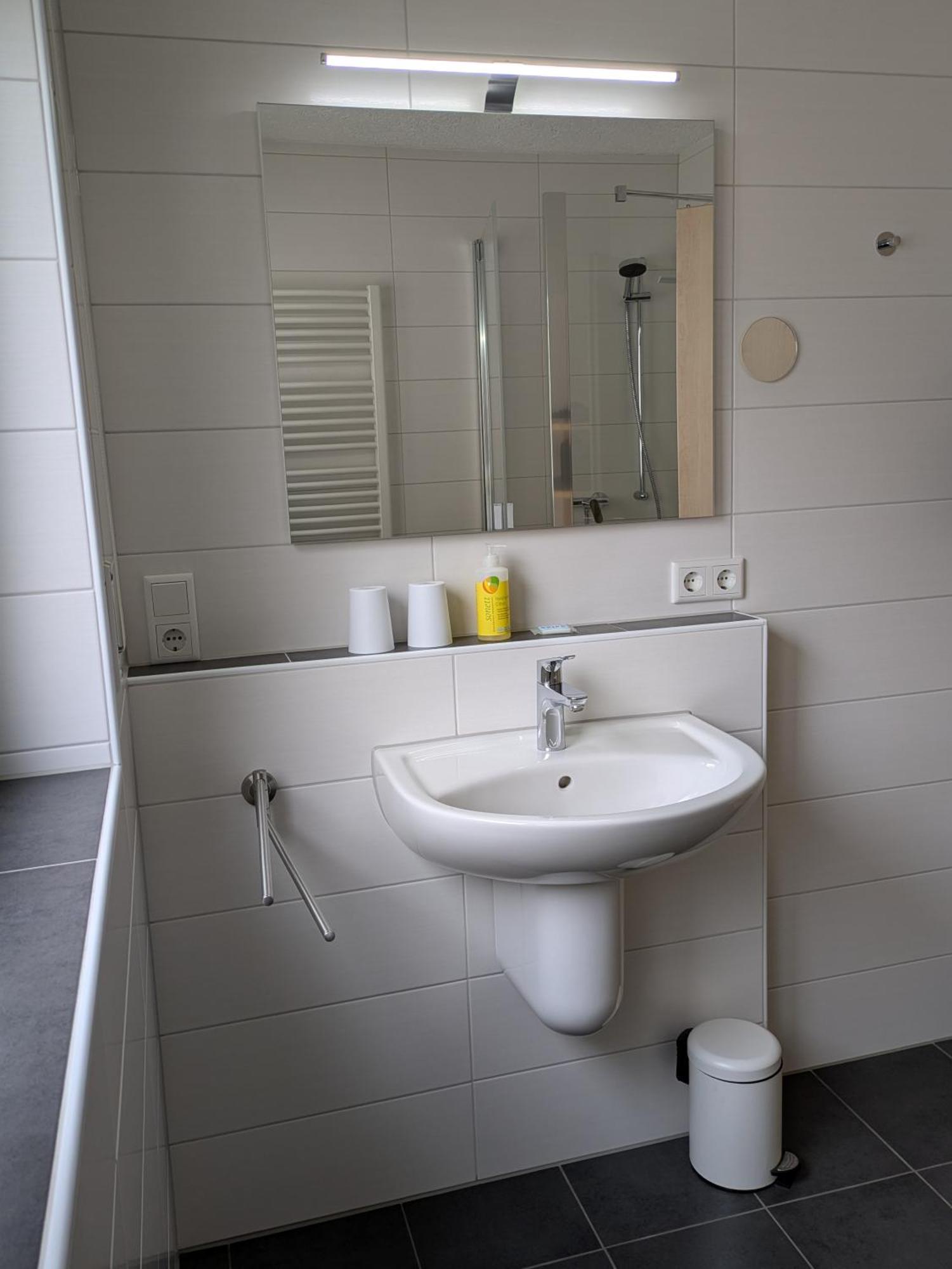 Ferienhaus Rauwolf Mit 2 Ferienwohnungen Roschbach 외부 사진